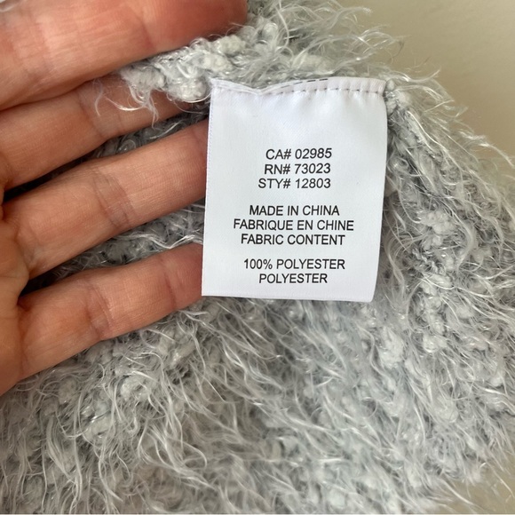 Fuzzy long open front cardigan pockets size medium casual soft - Picture 3 of 9